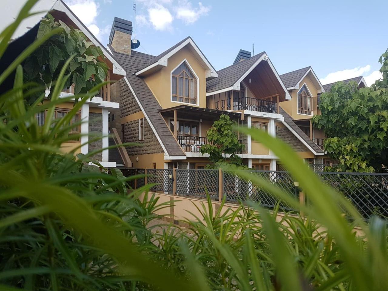 ホテル Asyana Gardens Ongata Rongai エクステリア 写真